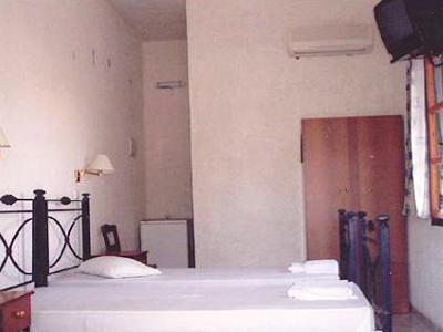 Syros 3* Galissas