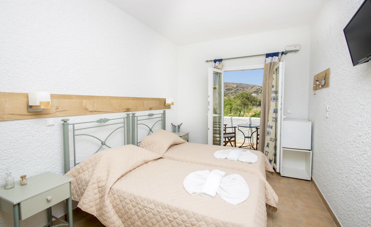 Syros 3*